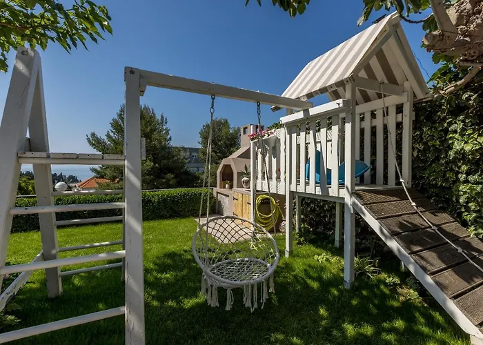 Katess With Heated Pool ヴィラ