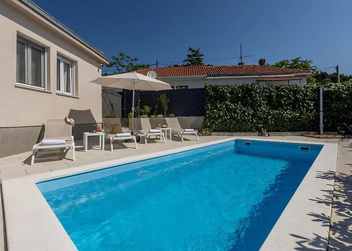 Katess With Heated Pool ヴィラ *