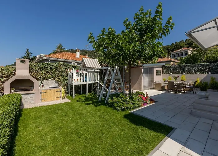 ヴィラ Katess With Heated Pool